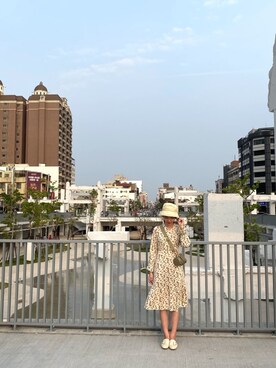 「uniのアイテム」を使った、Chi さん（レディース・170cm）の春コーディネート