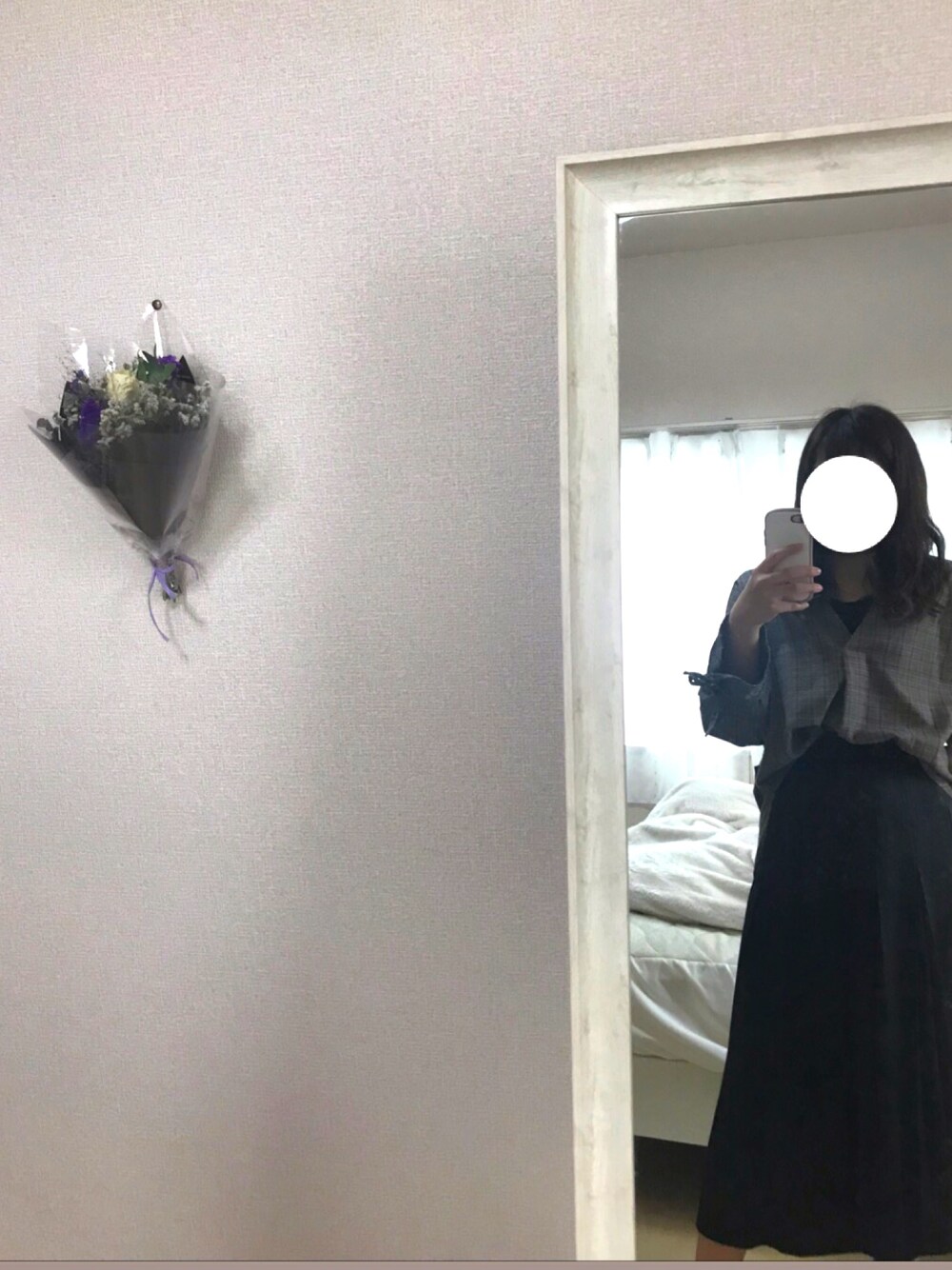 「archivesのアイテム（スカート、ブラック系）」を使った、kumiさん（レディース・159cm）の春コーディネートの1枚目の写真