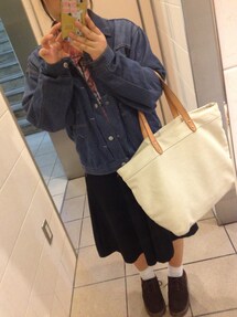 used | メンズらしいけど、丈感がぴったりで、二着目買ってしまった😍
でもやっぱ袖辺りがちょっと大きいな～(デニムジャケット)