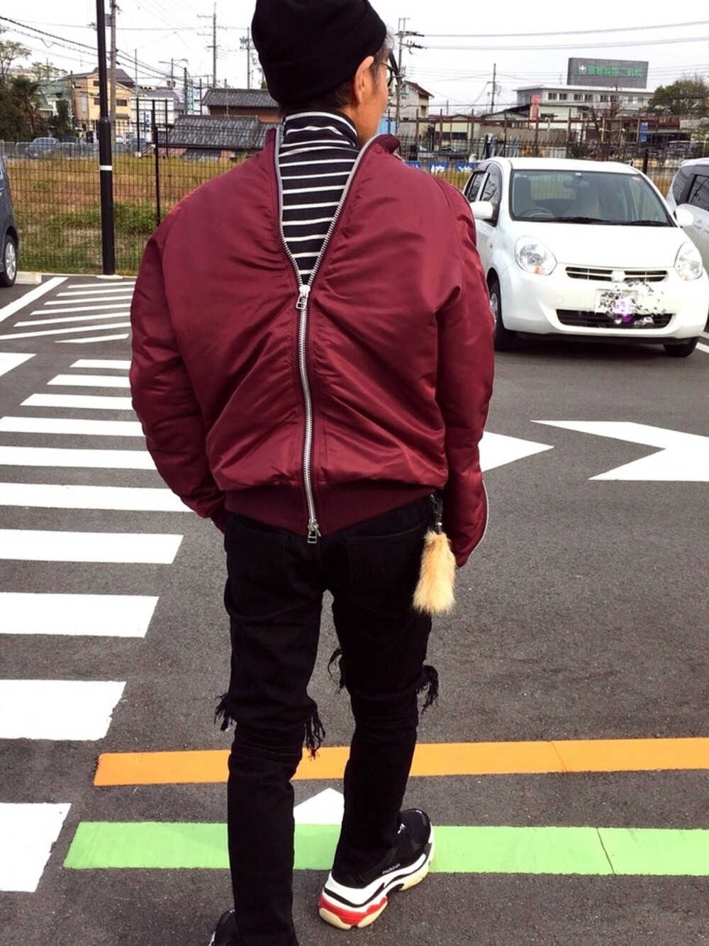 「MA-1、ハイネック」｜「JOHN LAWRENCE SULLIVANのアイテム（MA-1、レッド系）」を使った、tomoki さん（メンズ・167cm）の冬コーディネートの1枚目の写真