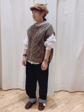 「ナチュラルスタイル」｜「アイテム（キャップ）」を使った、コナさん（レディース・150cm）の秋コーディネート