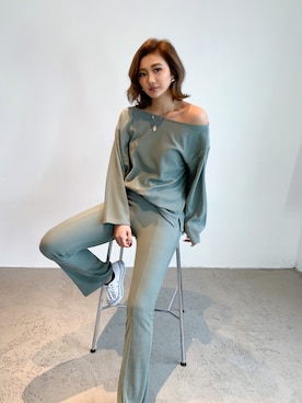 又来綾さんのコーディネート