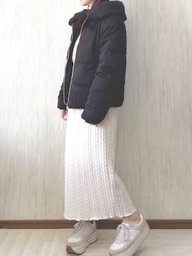 「ZARA（ザラ）のアイテム（スニーカー、ホワイト系）」を使った、pote☁️さん（レディース・147cm）の冬コーディネート