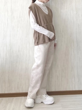 「GRL（グレイル）のセンタープレスセミフレアパンツ（その他パンツ、ホワイト系）」を使った、pote☁️さん（レディース・147cm）の冬コーディネート
