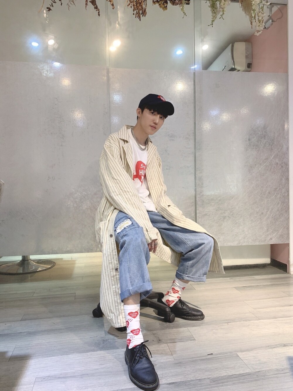 「HUMAN MADE」｜「HUMAN MADEのアイテム（トップス、ホワイト系）」を使った、Hi Kinoさん（メンズ・178cm）の秋コーディネートの1枚目の写真