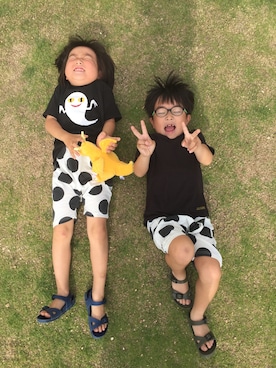 「きょうだいコーデ」｜「アイテム（サンダル）」を使った、ぢゅんさん（キッズ・110cm）の春コーディネート