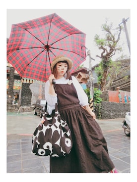 「Samansa Mos2（サマンサ モスモス）のオーバーレースエプロンワンピース（ワンピース）」を使った、蘇小涵さん（レディース・153cm）の夏コーディネート