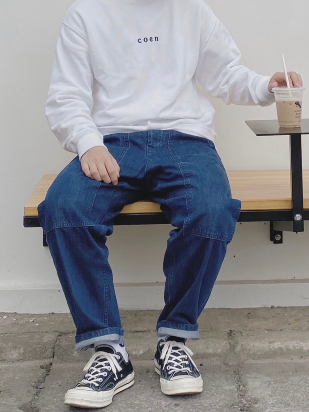 「coenのアイテム（トップス、ホワイト系）」を使った、Henry Chengさん（メンズ・167cm）の夏コーディネートの1枚目の写真