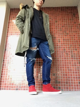 「SEVENDAYS=SUNDAY（セブンデイズサンデイ）のアイテム（ミリタリージャケット）」を使った、Ryotaさん（メンズ・175cm）の冬コーディネート