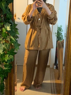 「NOWOS（ノーウォス）のアイテム（ジャケット/アウター）」を使った、 zzさん（レディース・157cm）の秋コーディネート