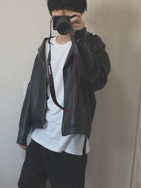 「SENSE OF PLACE by URBAN RESEARCH（センスオブプレイスバイアーバンリサーチ）のアイテム（ライダースジャケット）」を使った、Nobuさん（メンズ・171cm）の春コーディネート