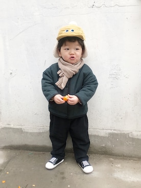 「TYAKASHAのアイテム（帽子）」を使った、咻咻さん（キッズ・90cm）の冬コーディネート