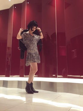 「アイテム（ライダースジャケット）」を使った、Emiさん（レディース・156cm）の秋コーディネート