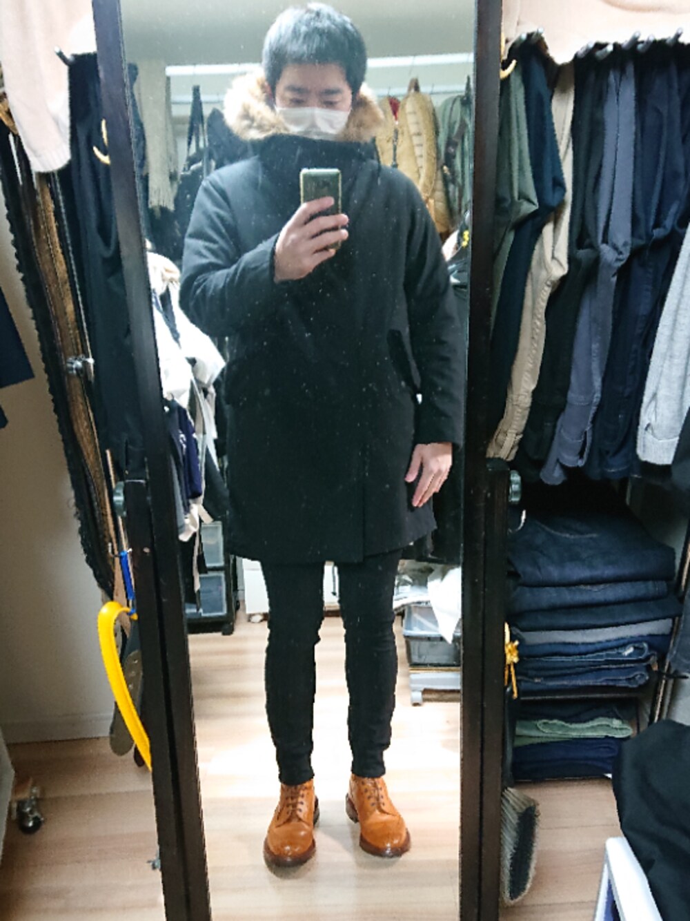 「Tricker'sのカントリーブーツ（ブーツ、ブラウン系）」を使った、高さん（メンズ・176cm）の冬コーディネートの1枚目の写真