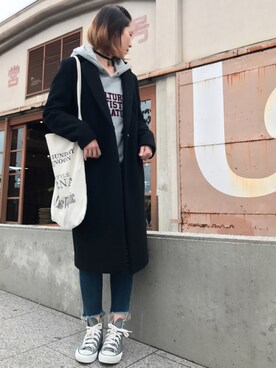 「Ungrid（アングリッド）のインディゴフレイドヘムストスリ（デニムパンツ）」を使った、arisuさん（レディース・165cm）の冬コーディネート