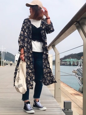 「Ungrid（アングリッド）のインディゴフレイドヘムストスリ（デニムパンツ）」を使った、arisuさん（レディース・165cm）の春コーディネート