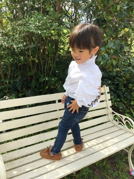 「刺繍」｜「アイテム（モカシン/デッキシューズ）」を使った、Rico's♡さん（キッズ・90cm）の秋コーディネート