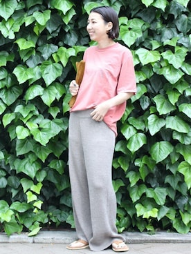 「ISLAND SLIPPER（アイランドスリッパ）のアイテム」を使った、MIKAさん（レディース・160cm）の春コーディネート