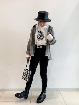 「英字プリント」｜MATSUさん（レディース・158cm）の秋コーディネート