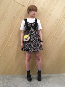 「self-portrait（セルフポートレート）のアイテム」を使った、MIDWEST FUJIIさん（レディース・160cm）の春コーディネート