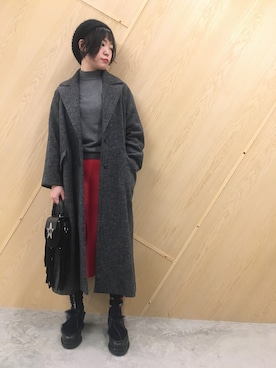 「アイテム（レッド系）」を使った、MIDWEST FUJIIさん（レディース・160cm）の秋コーディネート