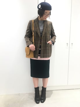 「AKIRANAKA（アキラナカ）のアイテム（ジャケット/アウター）」を使った、MIDWEST FUJIIさん（レディース・160cm）の秋コーディネート