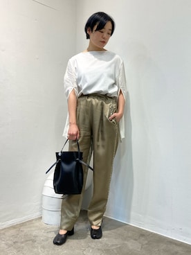 「AKIRANAKA（アキラナカ）のアイテム」を使った、MIDWEST FUJIIさん（レディース・160cm）の冬コーディネート