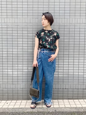 「AKIRANAKA（アキラナカ）のアイテム」を使った、MIDWEST FUJIIさん（レディース・160cm）の夏コーディネート
