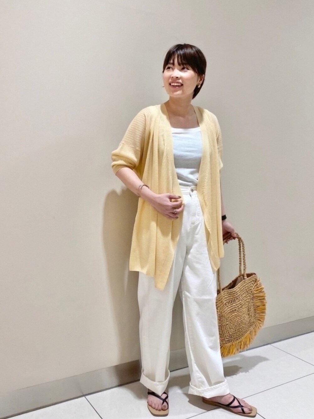 「大人カジュアル、オトナ女子、カーディガン、イエロー、シアー、デニム」｜「qualiteの【アンサンブル対応】シアーリブカーディガン（カーディガン/ボレロ、イエロー系）」を使った、RUKAさん（レディース・162cm）の夏コーディネートの1枚目の写真