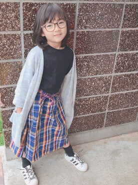 「H&M（エイチ・アンド・エム）のアイテム（カーディガン/ボレロ）」を使った、yuririさん（キッズ・110cm）の秋コーディネート