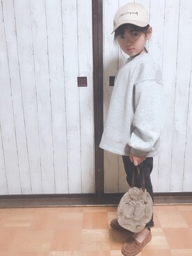 「5歳」｜「アイテム（モカシン/デッキシューズ）」を使った、yuririさん（キッズ・110cm）の冬コーディネート