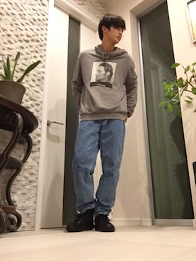 「DOLCE&GABBANA（ドルチェアンドガッバーナ）のアイテム（パーカー）」を使った、りょうさん（メンズ・178cm）の秋コーディネート