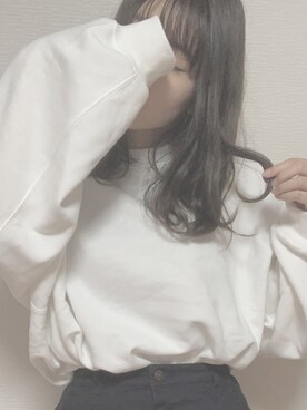 「GU（ジーユー）のアイテム（スウェット、ホワイト系）」を使った、さっちゃんさん（レディース）の秋コーディネート