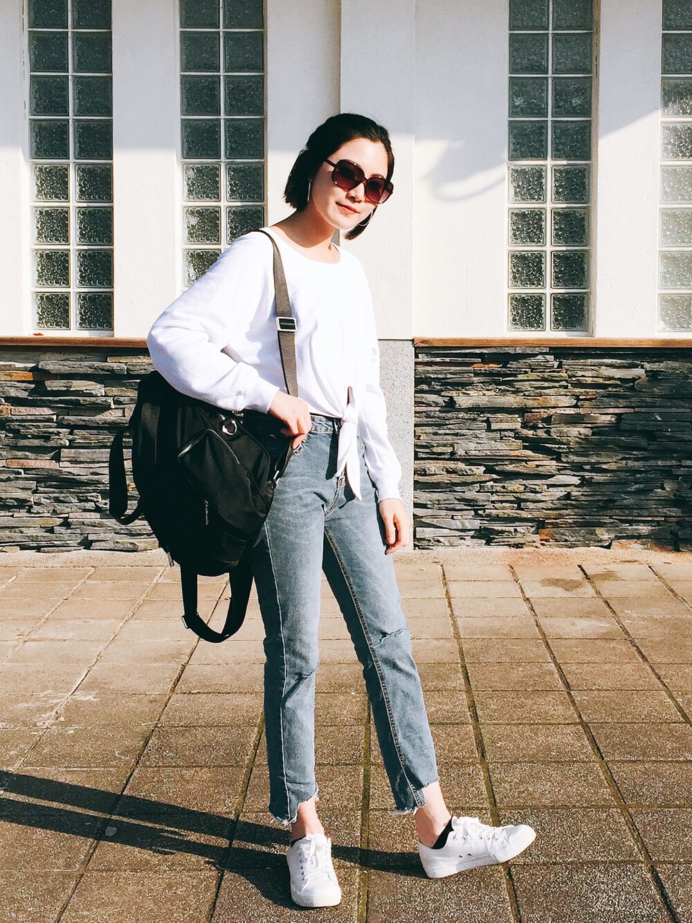 「ootd、outfit、ZARA、starmimi、black and white、fashion、WOMEN、pants」｜「STARMIMIのアイテム（その他パンツ、ブルー系）」を使った、Debby liuさん（レディース・163cm）の春コーディネートの1枚目の写真