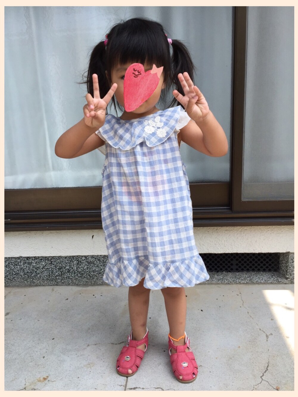 「キッズコーデ」｜「キムラタンのアイテム（ワンピース、ブルー系）」を使った、satohiさん（キッズ・90cm）の夏コーディネートの1枚目の写真