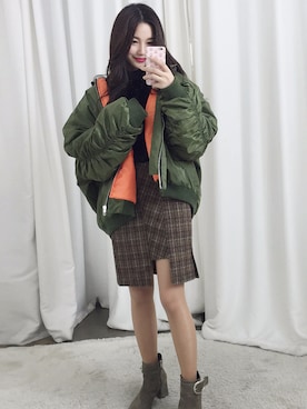 「 カジュアル」｜「アイテム（ジャケット/アウター）」を使った、2perさん（レディース・163cm）の冬コーディネート