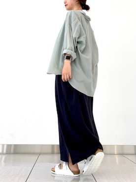 「URBAN RESEARCH DOORS（アーバンリサーチドアーズ）のコットンローンシャツ（シャツ/ブラウス）」を使った、momokaさん（レディース・155cm）の夏コーディネート