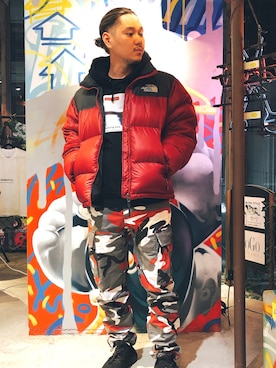 「アイテム（ダウンジャケット/コート、レッド系）」を使った、kenさん（メンズ・163cm）の春コーディネート