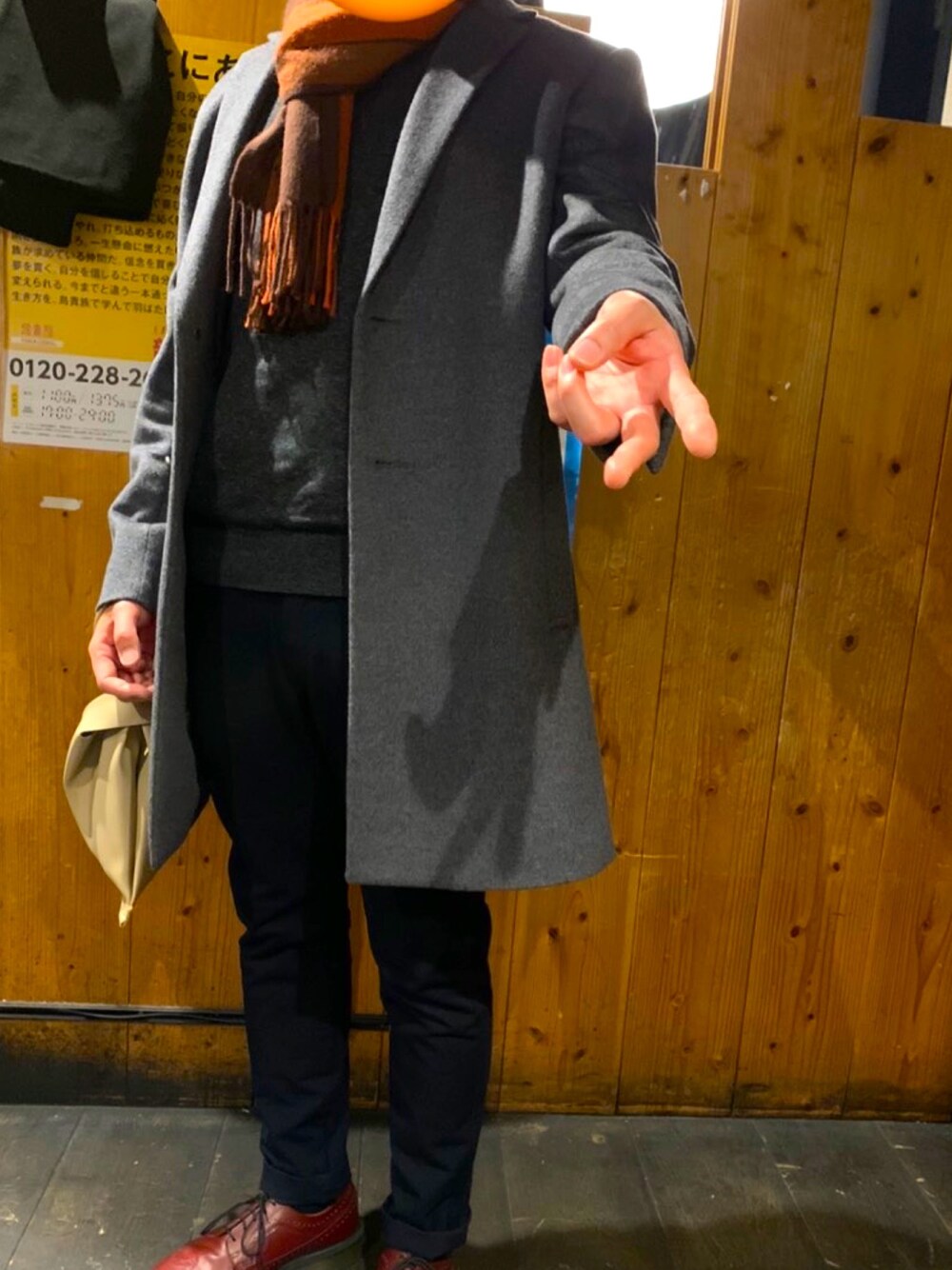 「お洒落さんとつながりたい、休日スタイル、冬コーデ」｜「COACHのアイテム（マフラー、オレンジ系）」を使った、TomoKiMaさん（メンズ・166cm）の冬コーディネートの1枚目の写真