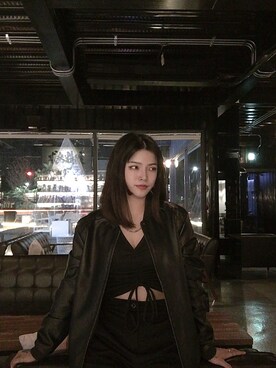 「UNIQLO（ユニクロ）のアイテム（ナイロンジャケット）」を使った、Amurさん（レディース・165cm）の春コーディネート