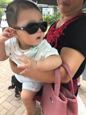 「Nest（-）のアイテム」を使った、琳琳cathrineさん（キッズ・80cm）の秋コーディネート