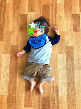 「kladskap（クレードスコープ）のアイテム（その他パンツ）」を使った、nonoさん（キッズ・70cm）の春コーディネート