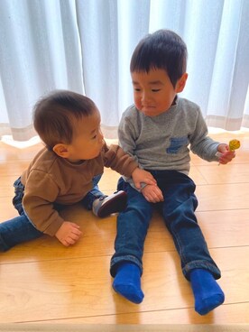 「きょうだい」｜「アイテム（スウェット）」を使った、nonoさん（キッズ・70cm）の冬コーディネート