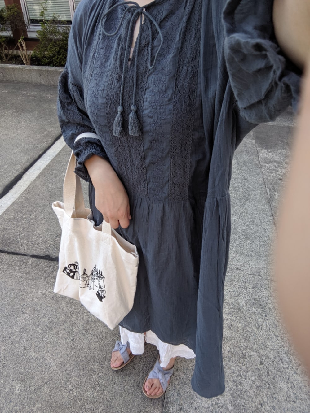 「シンプル、ラクチンコーデ、Samansa Mos2、着回しコーデ」｜「Samansa Mos2の刺繍ワンピース（ワンピース、グリーン系）」を使った、☆sachi0401☆さん（レディース・157cm）の秋コーディネートの1枚目の写真