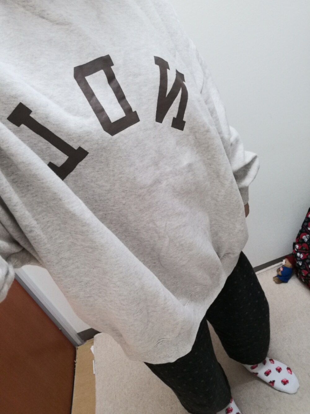 「シンプルコーデ、Samansa Mos2、お洒落さんとつながりたい」｜「Samansa Mos2のBIG裏毛プルオーバー（Tシャツ/カットソー、グレー系）」を使った、☆sachi0401☆さん（レディース・157cm）の秋コーディネートの1枚目の写真