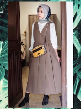 「Marc by Marc Jacobs（マークバイマークジェイコブス）のアイテム（メッセンジャーバッグ）」を使った、syaさん（レディース・158cm）の春コーディネート
