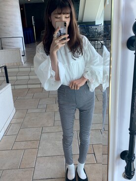 「FOREVER 21（フォーエバー トゥエンティーワン）のアイテム（その他パンツ、ホワイト系）」を使った、あんりさん（レディース）の秋コーディネート
