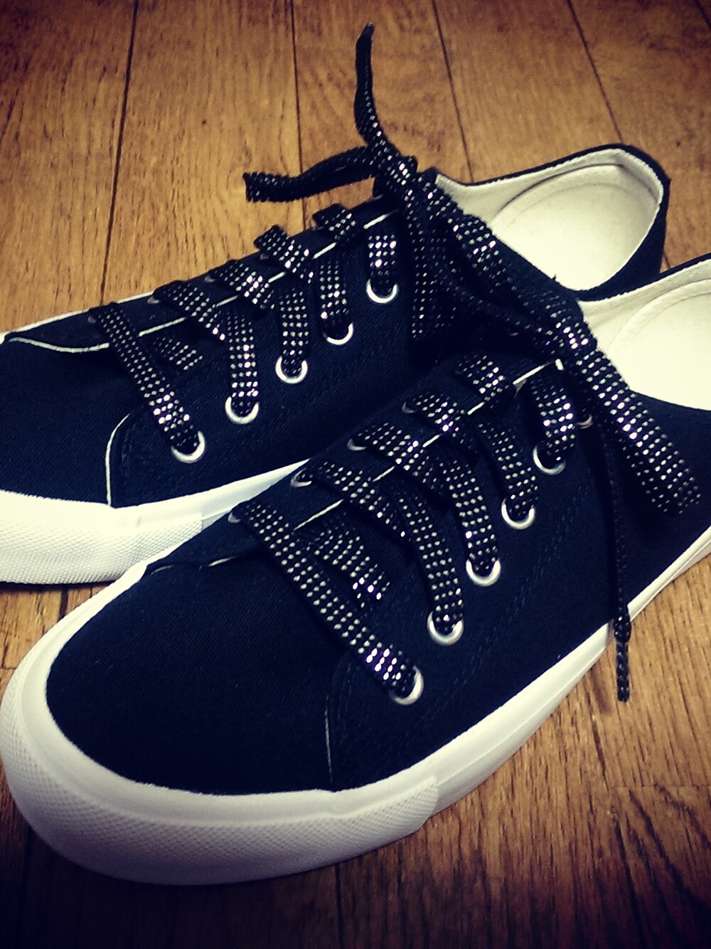 「I am I、IENA、orcival、IamI、iPhoneケース、ootd、IL BISONTE、iroquois、UT、imvely」｜「BLACK CAT　パーカー（パーカー、ブラック系）」を使った、愛知　BLACKCATヒロさん（メンズ・168cm）の冬コーディネートの1枚目の写真