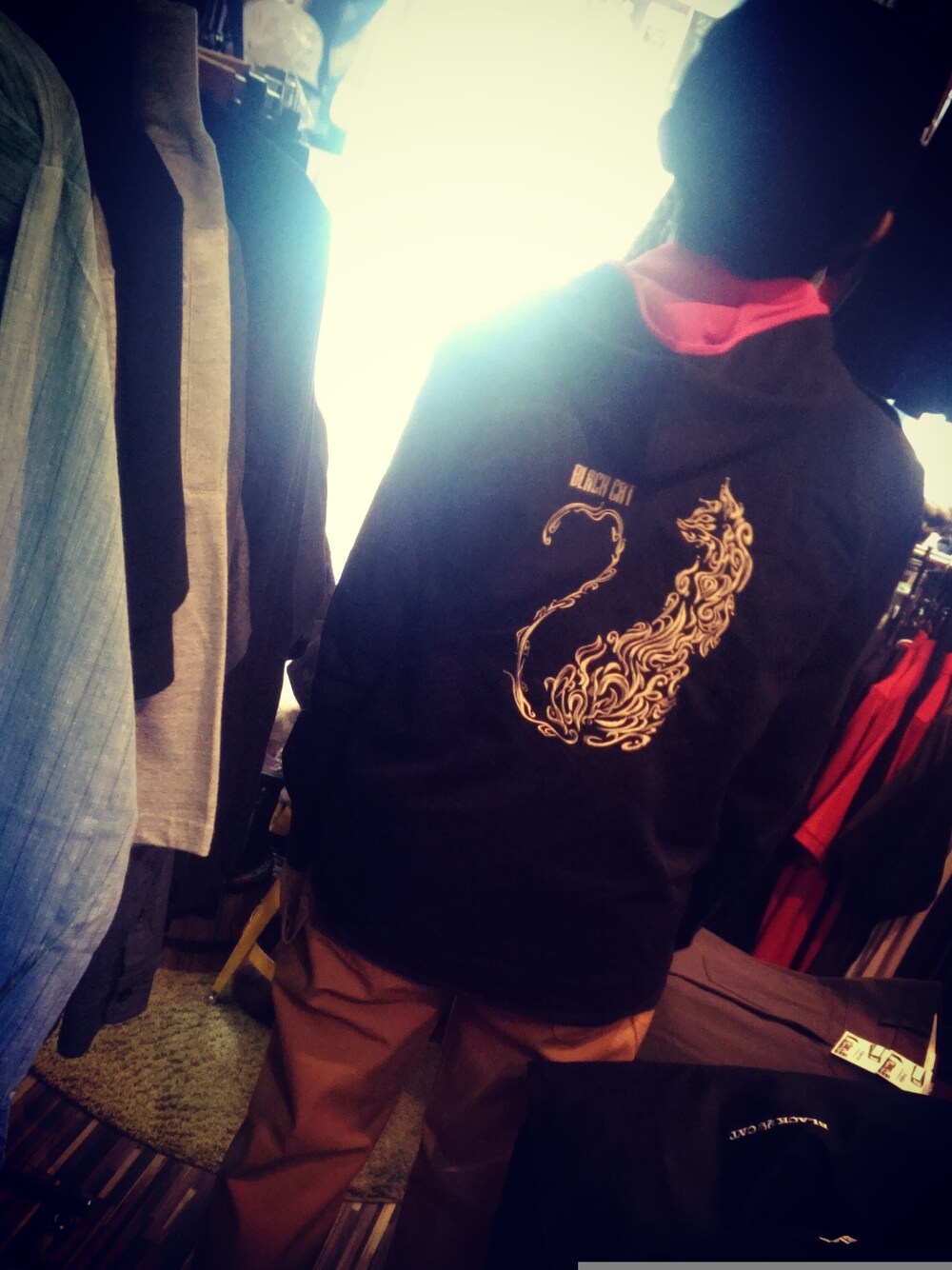 「black、New Balance、ISSEY MIYAKE、INGNI、blue、Vネックニット、ootd、Polo Ralph Lauren、outfit、niko and ...」｜「BLACK CAT　ジャージ（その他アウター、ブラック系）」を使った、愛知　BLACKCATヒロさん（メンズ・168cm）の冬コーディネートの1枚目の写真