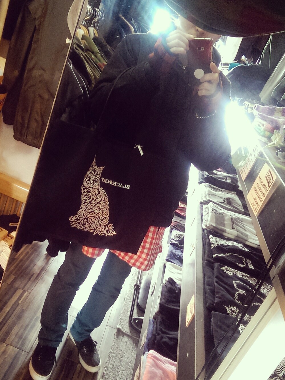 「I am I、orslow、INGNI、UGG、orcival、IamI、ORiental TRaffic(ORiental TRaffic)、ootd、UT、imvely」｜「BLACK CAT　パーカー（パーカー、ブラック系）」を使った、愛知　BLACKCATヒロさん（メンズ・168cm）の冬コーディネートの1枚目の写真